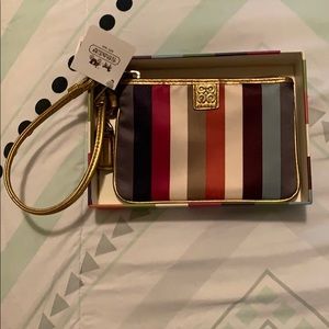 SOLD - NWT COACH Julia SP Legacy small wristlet #46809B